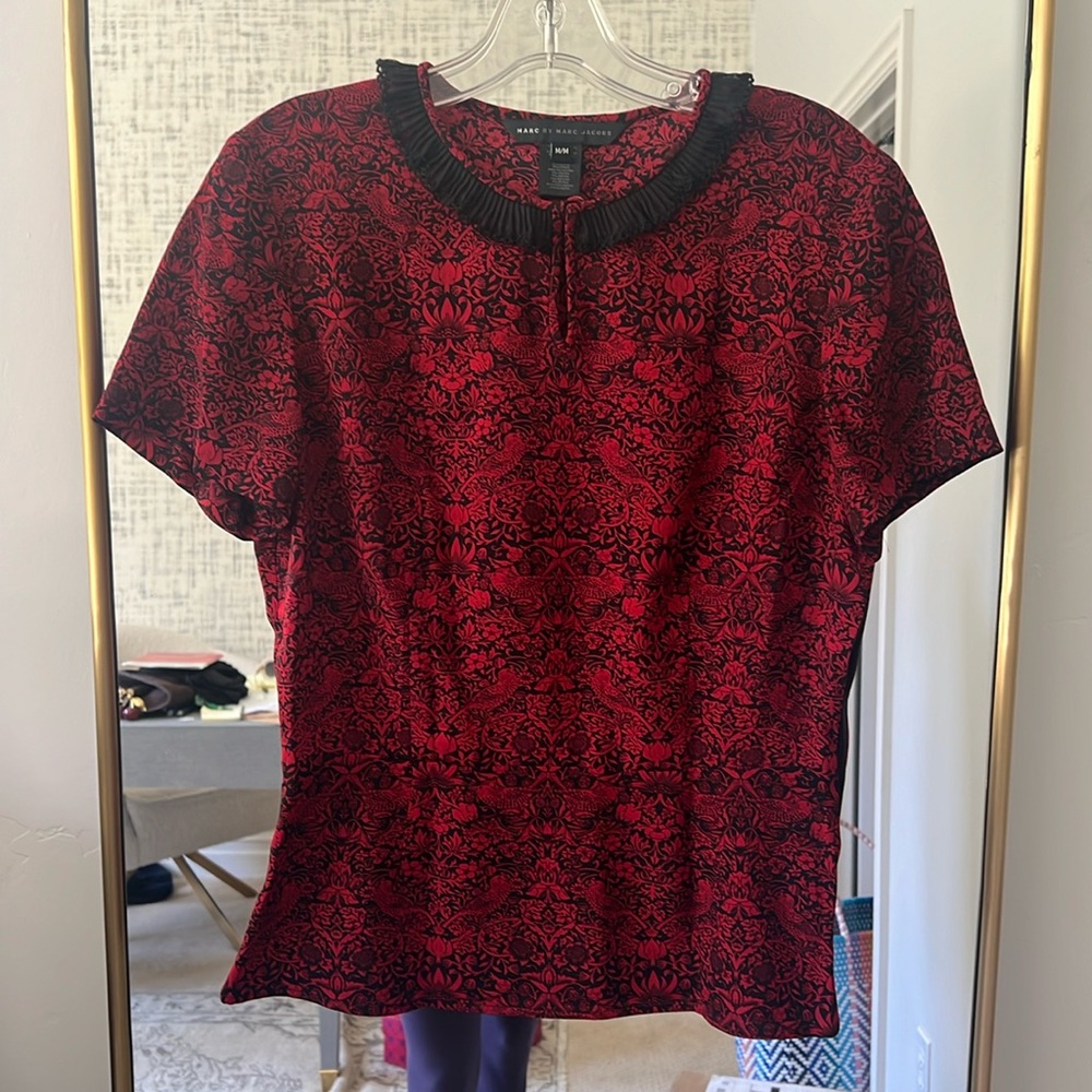 Marc by Marc Jacobs red pattern top